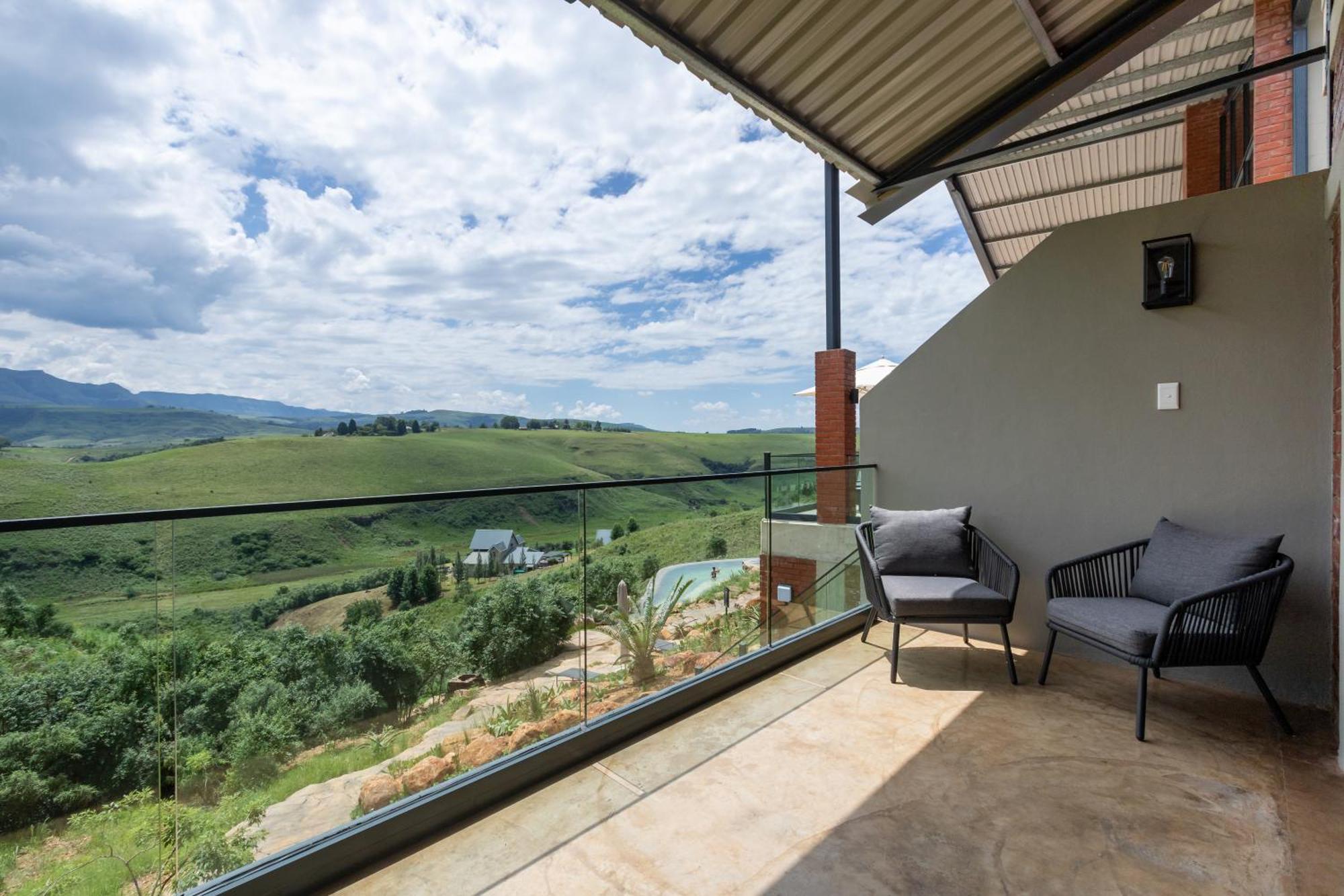 Dragonview Lodge Champagne Valley Экстерьер фото