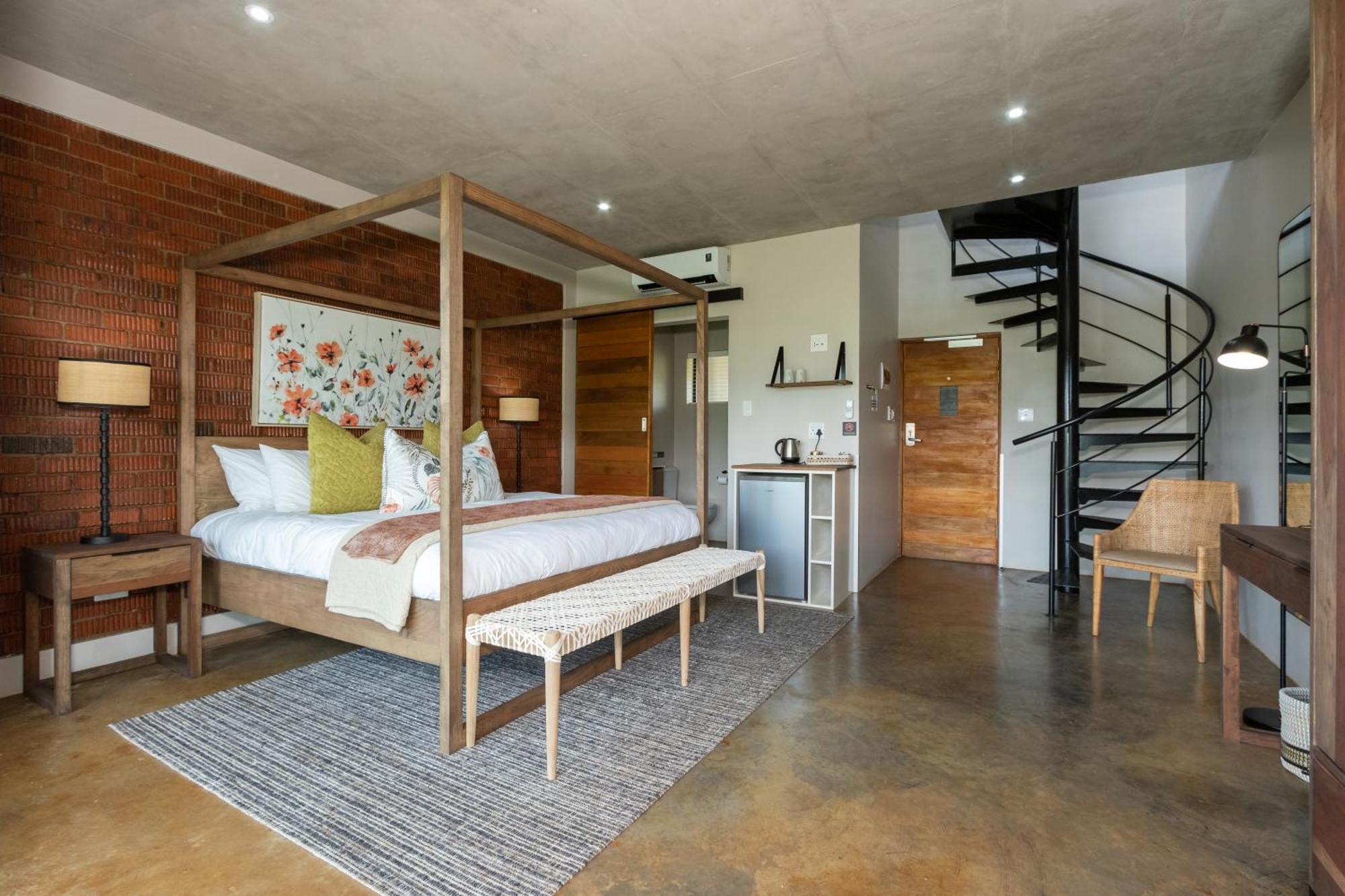Dragonview Lodge Champagne Valley Экстерьер фото
