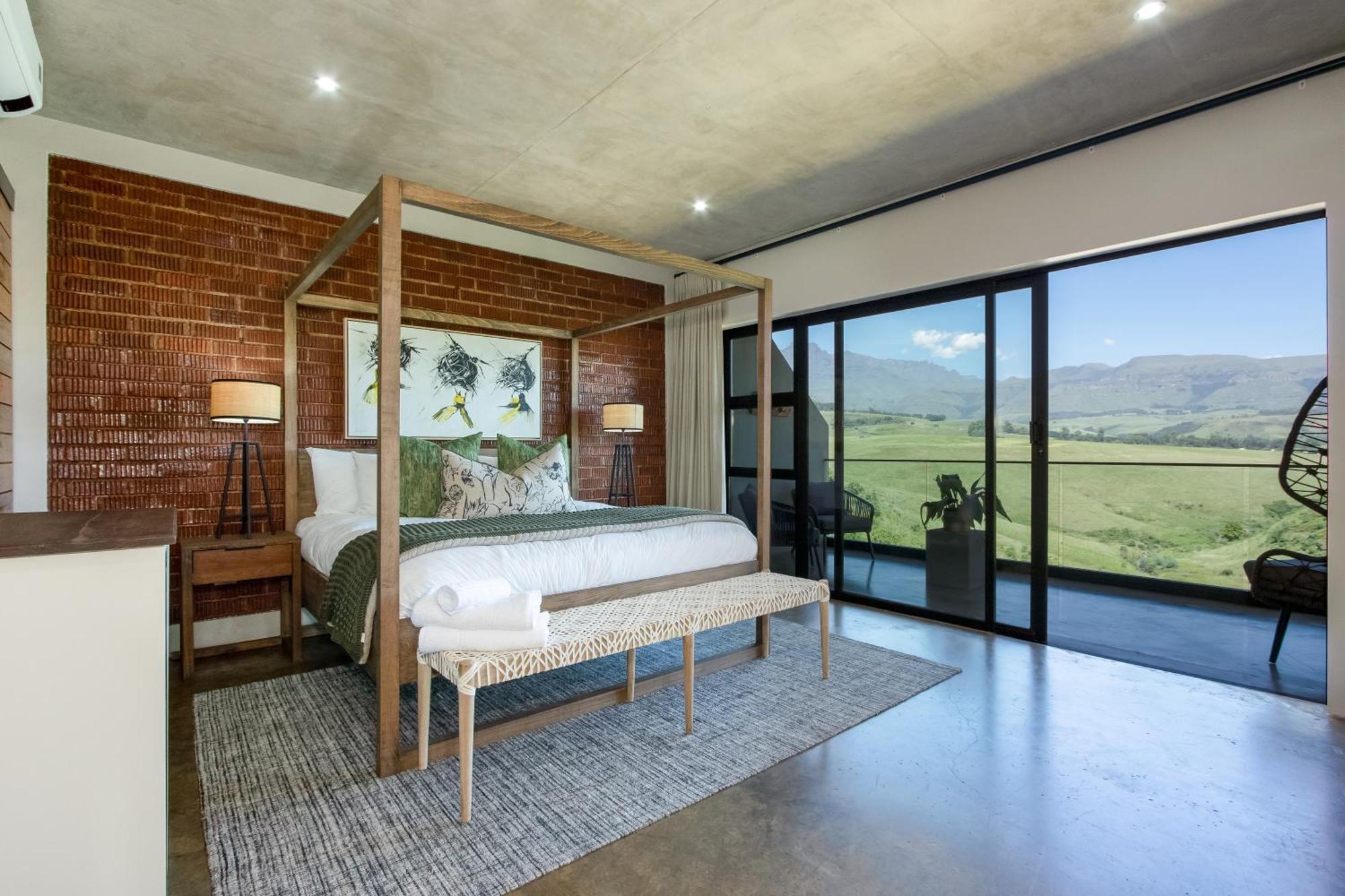 Dragonview Lodge Champagne Valley Экстерьер фото