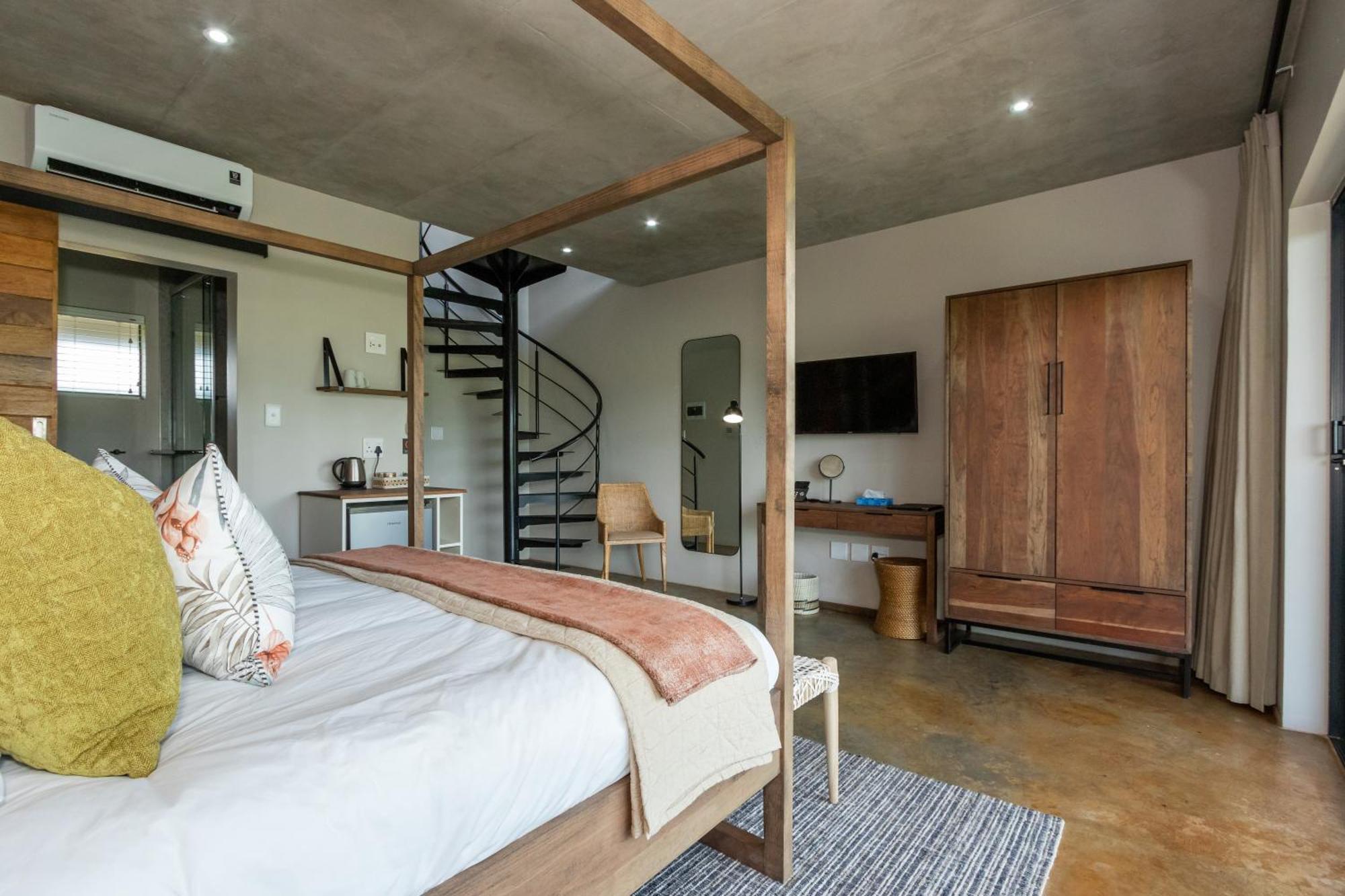 Dragonview Lodge Champagne Valley Экстерьер фото