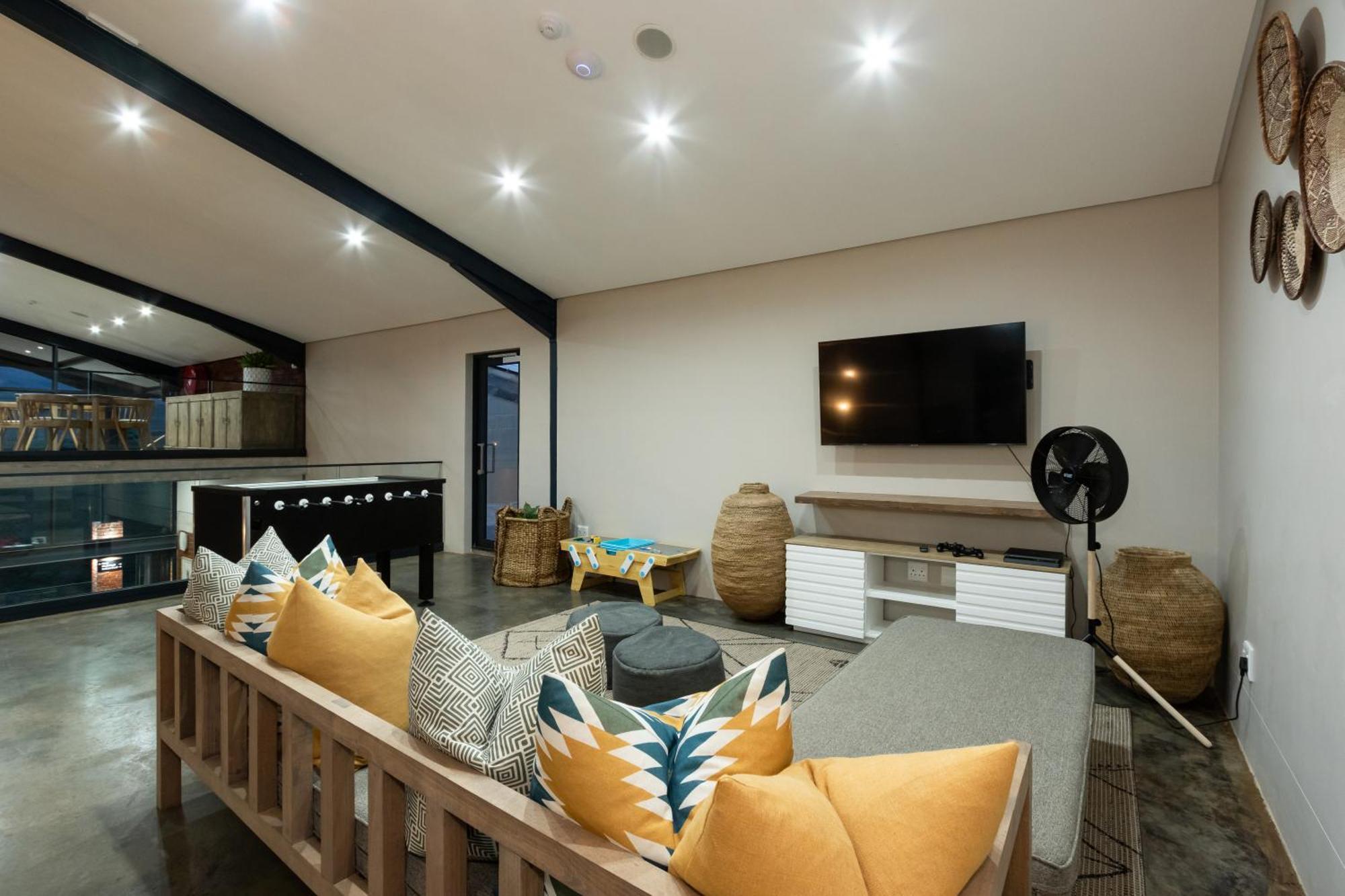 Dragonview Lodge Champagne Valley Экстерьер фото